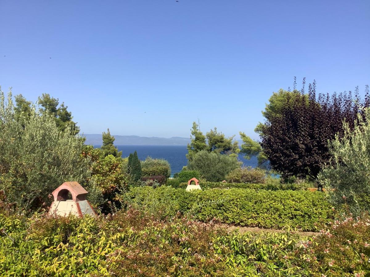 Amazing Villa With Views Sea In Paliouri Exterior photo